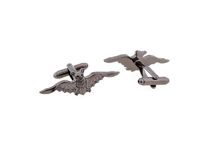 Halloween Flying Bat Cufflinks – Spooky Gothic Accessories for Men
