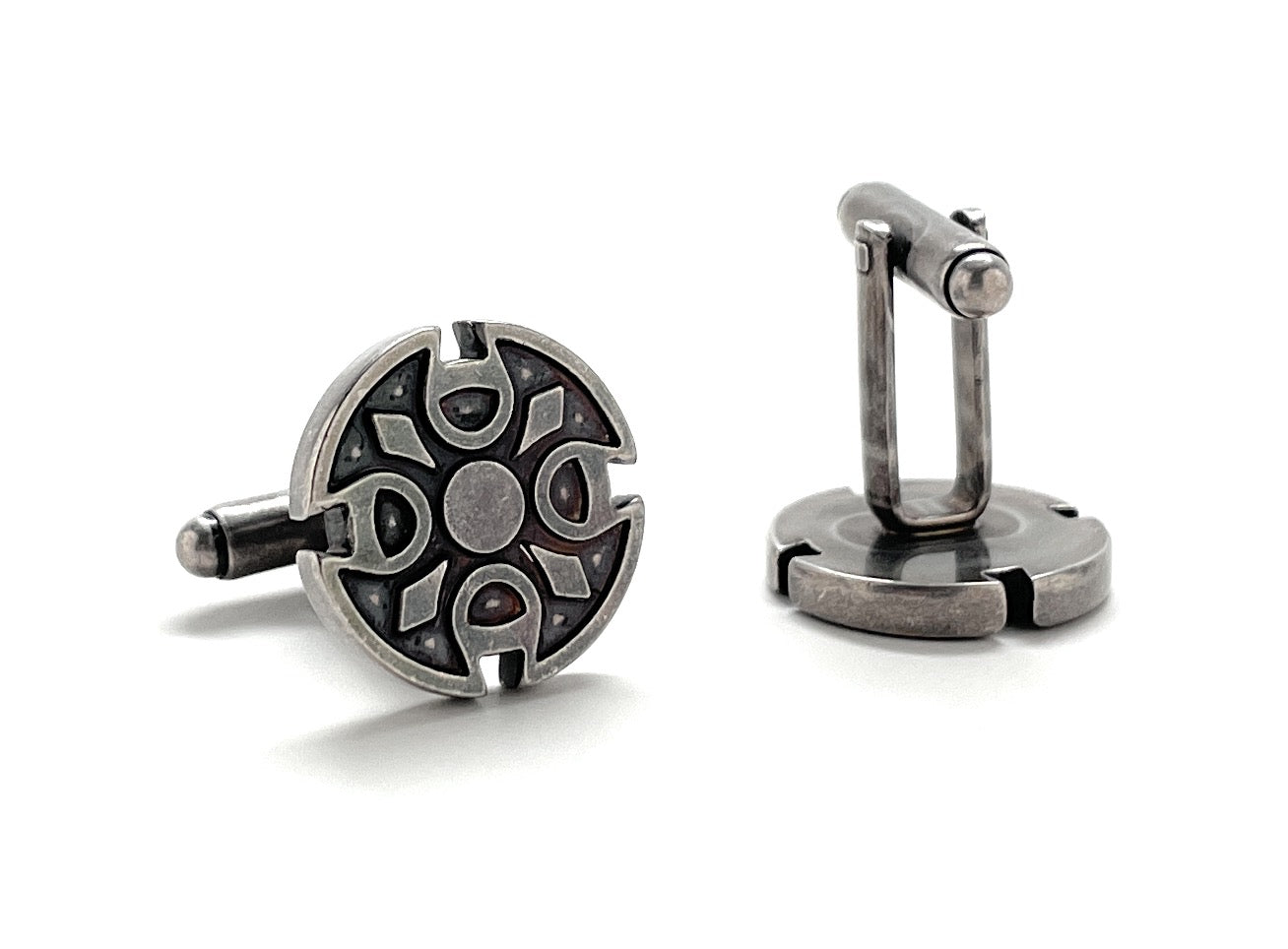 Celtic Cross Design Cufflinks – Timeless Elegance and Heritage