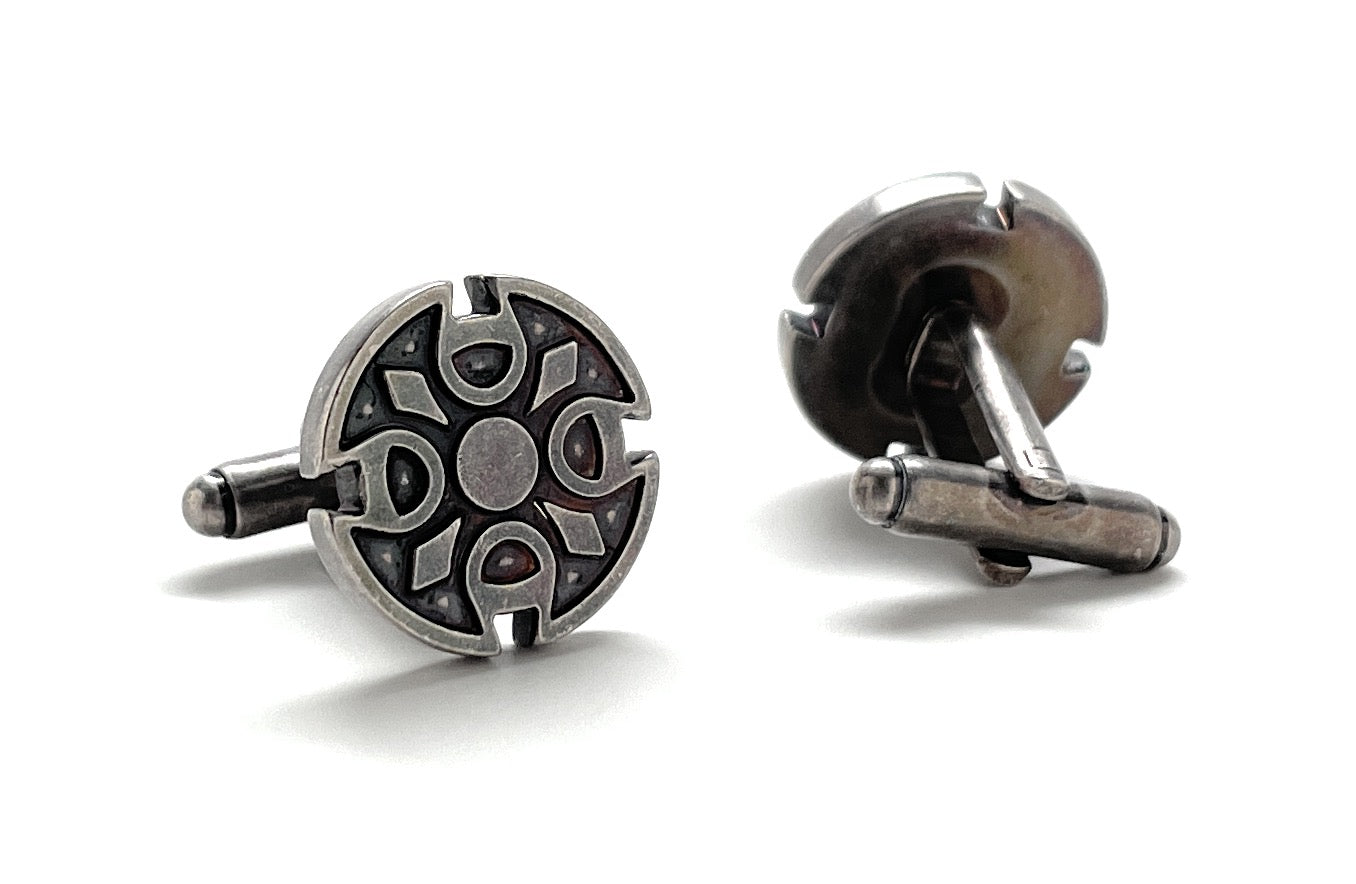 Celtic Cross Design Cufflinks – Timeless Elegance and Heritage