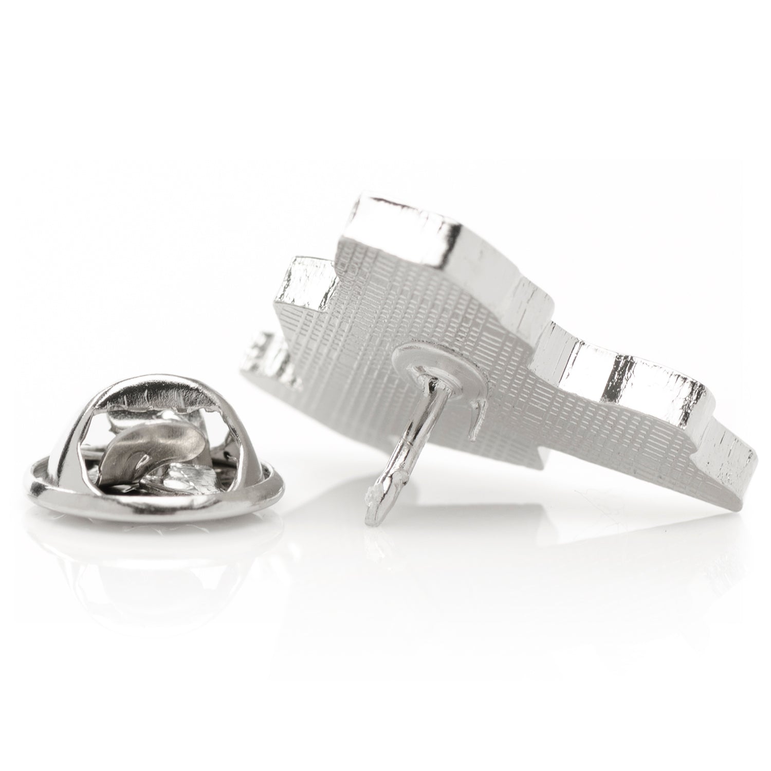 New York Giants state-shaped lapel pin – official NFL New York logo accessory