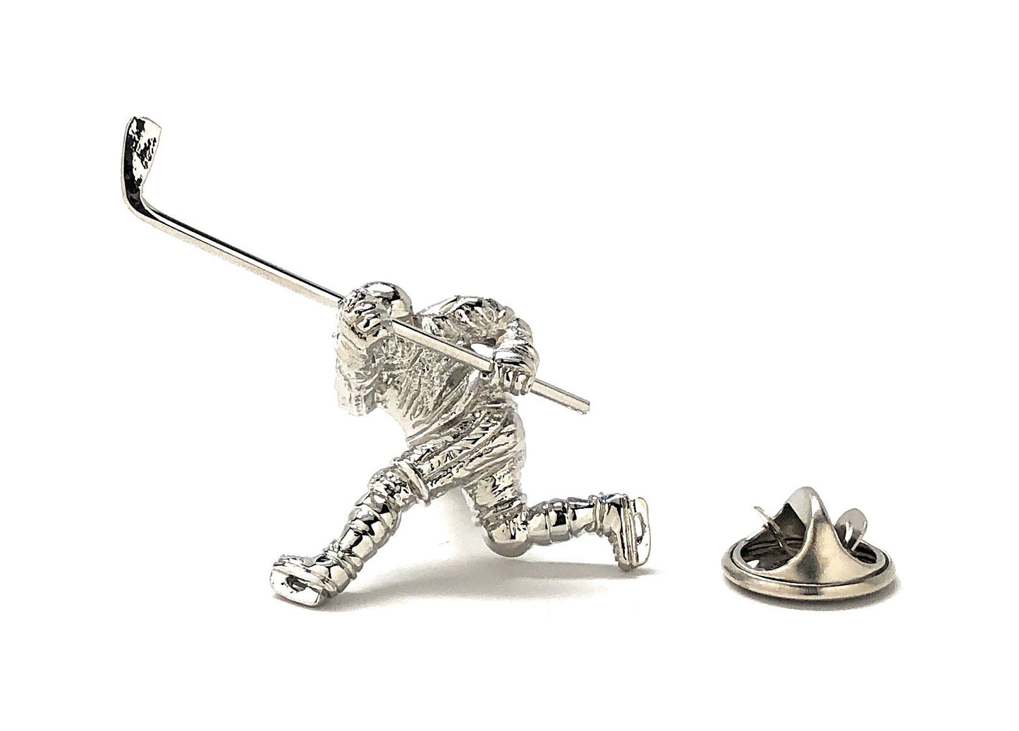 Hockey player pin Silver
