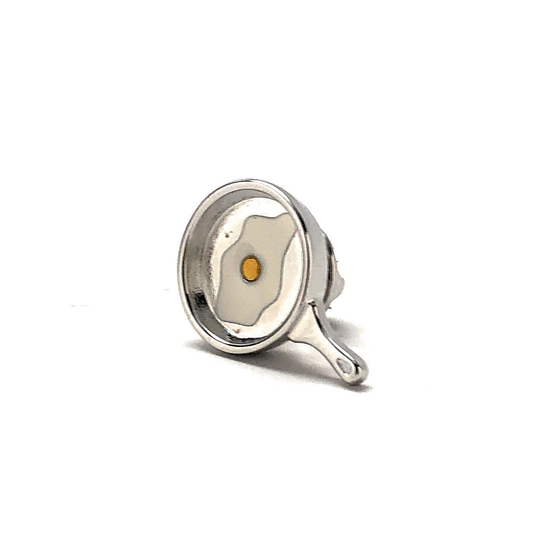 Fried Egg Pin Frying Silver Pan Sunny Side Up Lapel Pin Skillet Enamel Pin Cooking Lapel Pin Outdoors Camping Kitchen Cooking