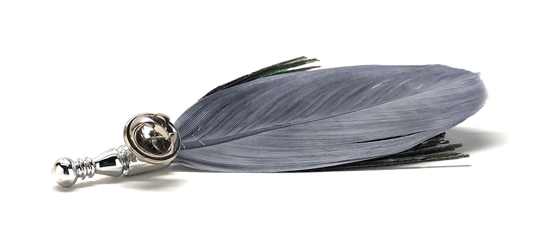 Peacock feather lapel pin with silver base for men’s suits