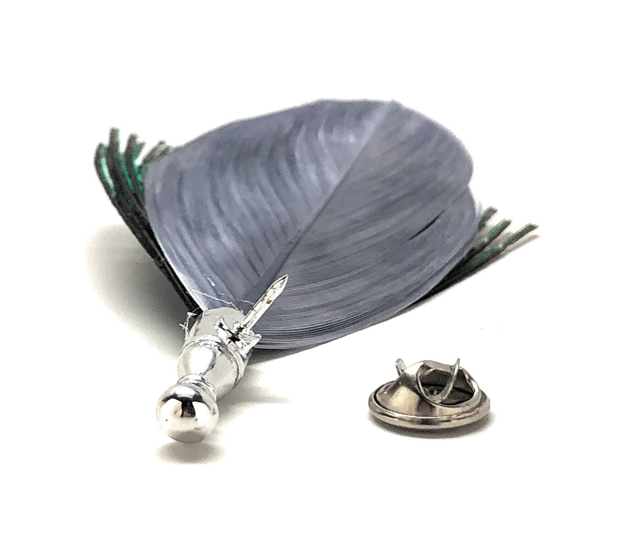Peacock feather lapel pin with silver base for men’s suits
