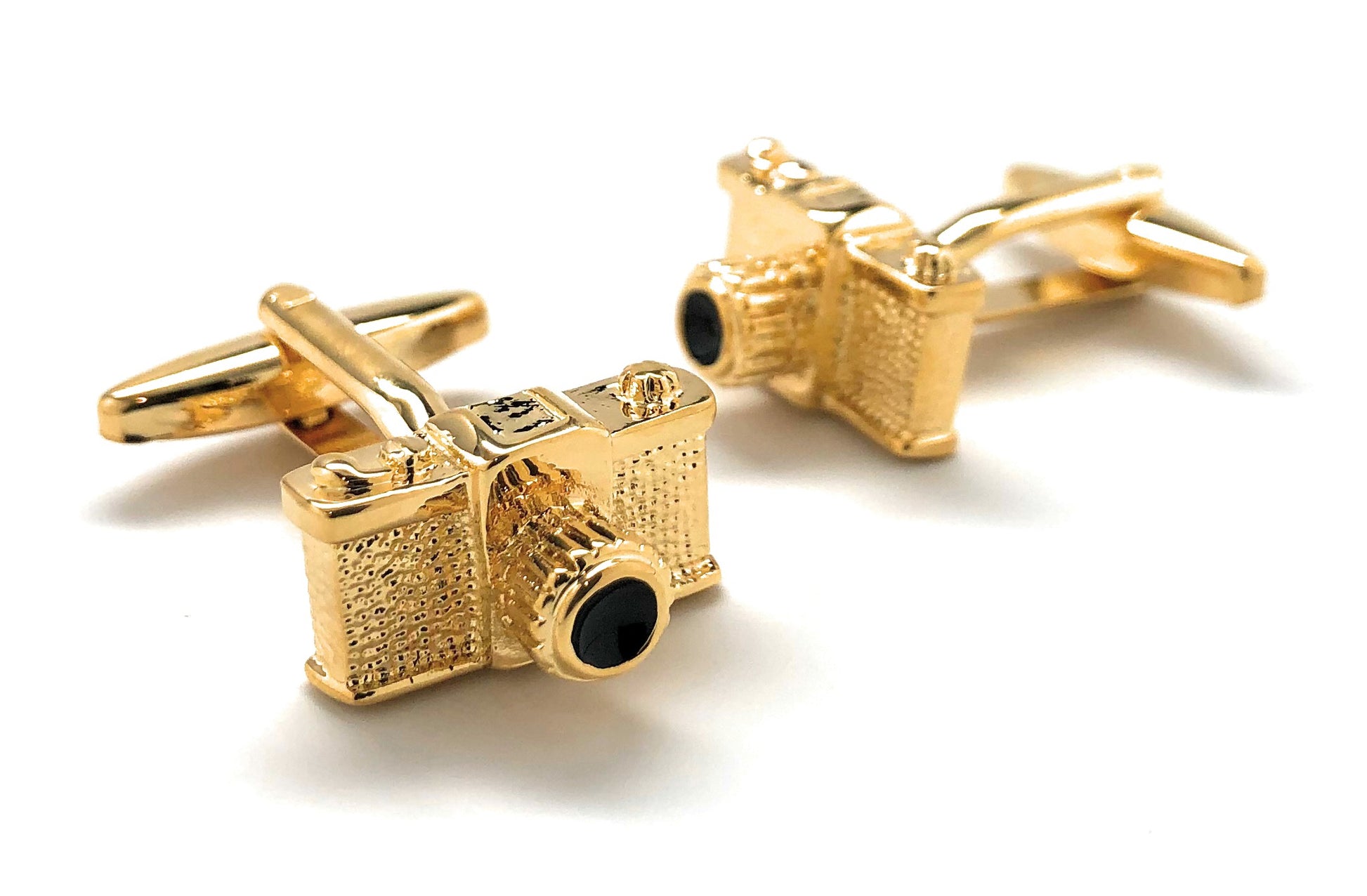 Gold vintage 35mm camera cufflinks with black enamel lens – retro photographer gift for men