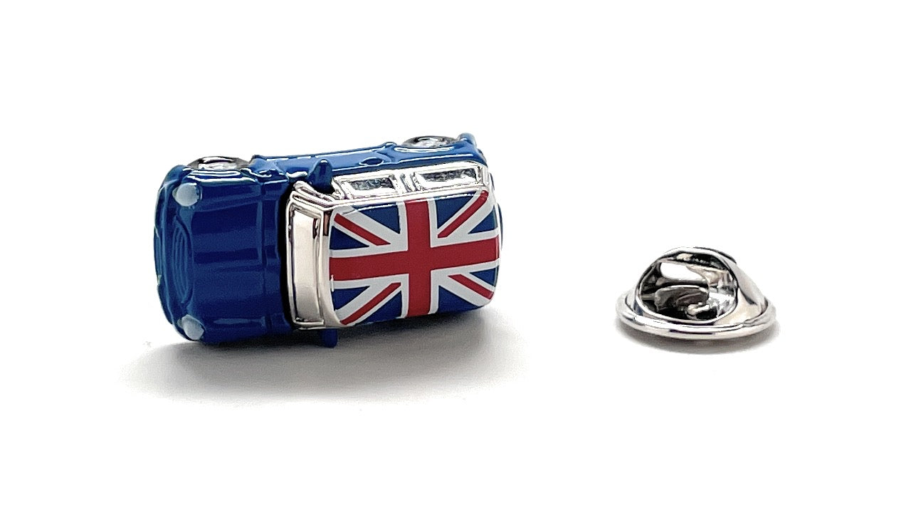 Camcorder-shaped charm with Union Jack design on a white background
