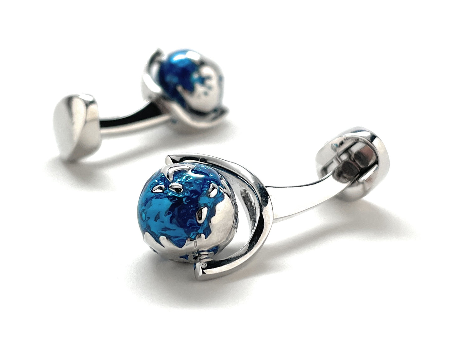 JayPins Spinning Globe Cufflinks – silver and blue rotating Earth cufflinks symbolizing global ambition and travel, perfect for executives, world travelers, and professionals.
