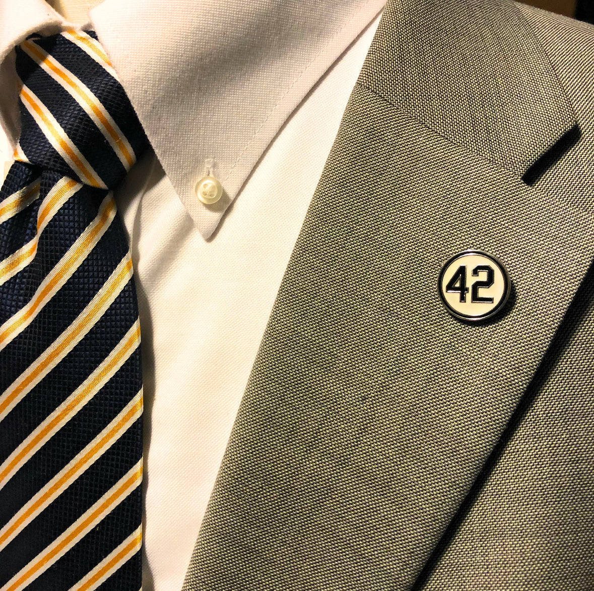 Gray suite Jackie Robinson Day Lapel Pin - White Enamel Pin with Blue 42
