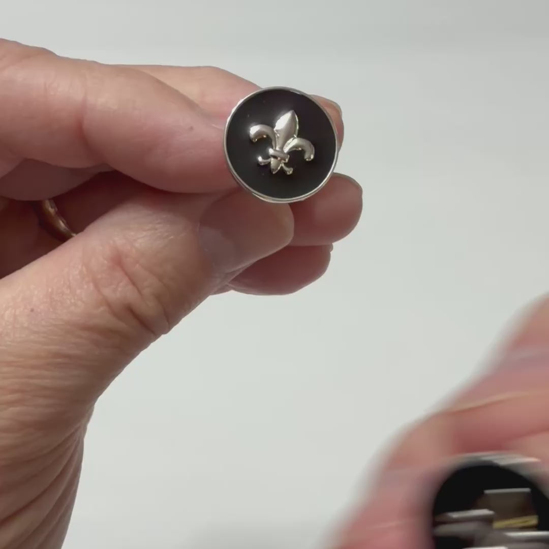 Black & Silver Fleur de Lis Cufflinks video 