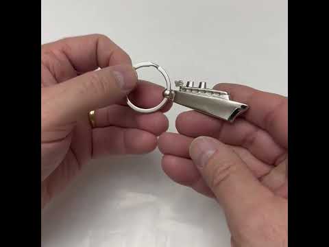 Cruise Ship Keychain Motorboat Key Chain with Key Ring Racing Ship Vacation Key Ring Bag Purse Charm Cruise Worker Gift