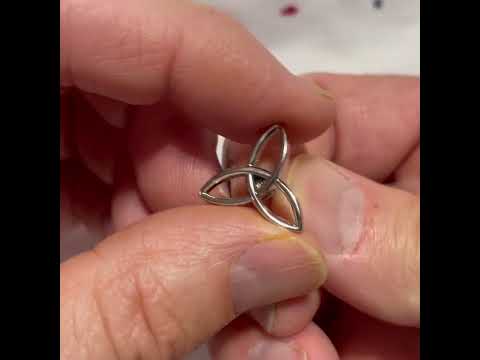 Silver Celtic Trinity Knot Lapel Pin 