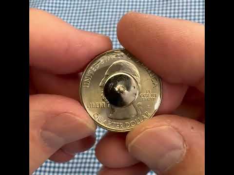 Hawai‘i Volcanoes National Park Quarter Lapel Pin – Uncirculated 2012 Hawaii State Coin | Kilauea Volcano Tie Tack