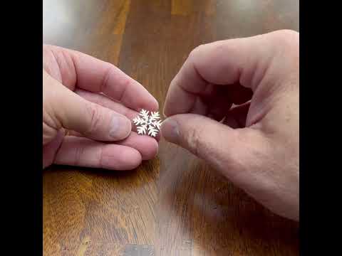 Silver Snowflake Lapel Pin – Elegant Winter Accessory for Men & Women