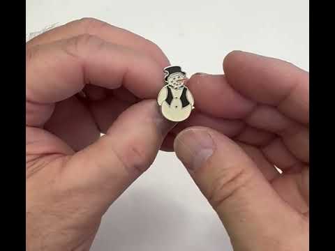 Fun Snowman Lapel Pin – Festive Winter Holiday Accessory for Christmas Outfits & Gifts